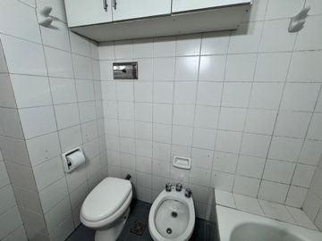 Departamento Espacioso 2 Ambientes Con 2 balcones