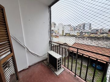 Departamento Espacioso 2 Ambientes Con 2 balcones