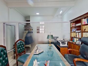 VENTA OFICINA BARRIO DE BALVANERA