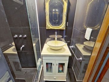 VENTA OFICINA BARRIO DE BALVANERA