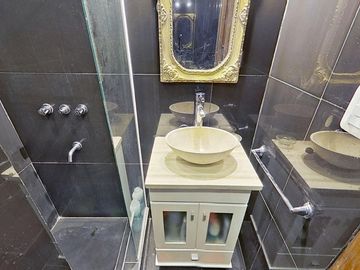 VENTA OFICINA BARRIO DE BALVANERA