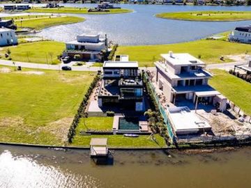 LOTE EN VENTA CASUARINAS NORDELTA AL AGUA FINANCIA