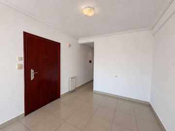 HERMOSO DEPTO 3 AMB CON BALCON, COCHERA Y BAULERA