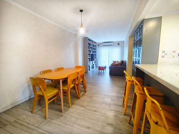 VENTA DEPTO 4 AMBIENTES + DEPENDENCIA EN FLORES