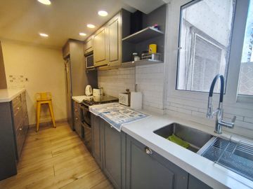 VENTA DEPTO 4 AMBIENTES + DEPENDENCIA EN FLORES