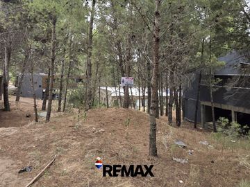 VENTA. LOTE EN EL PINAR. MONTE HERMOSO DEL ESTE.