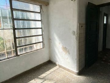 VENTA CASA/LOCAL PILAR CENTRO IDEAL INVERSORES