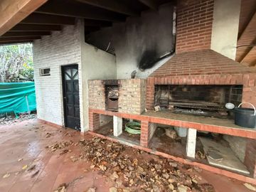 Casa Quinta en 20 de Junio con pileta APTA CRÉDITO