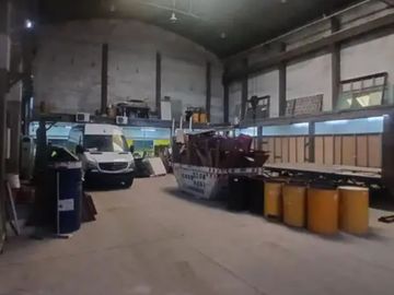 ALQUILER GALPÓN COMERCIAL CON DOBLE INGRESO -RAMOS