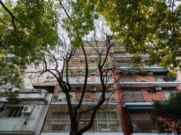 Venta dpto.  Belgrano 2 ambientes excelente estado