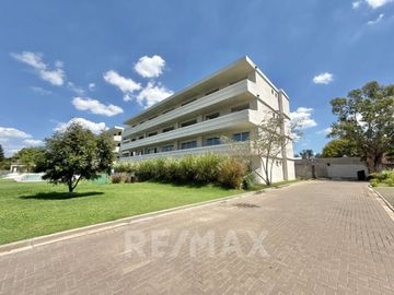 VENTA DPTO 2AMB JARDIN A ESTRENAR SARAVI VILLAGE