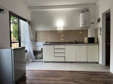 EXCELENTE MONOAMBIENTE EN VENTA VILLA SARMIENTO