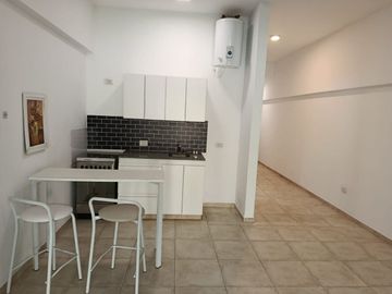 DEPTO 2 AMB EN VENTA EN PILAR CON JARDIN Y COCHERA