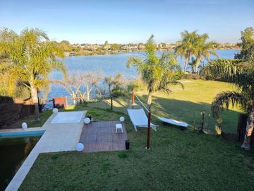 VENTA CASA 5 AMB AL AGUA AMARRA S. ISIDRO LABRADOR