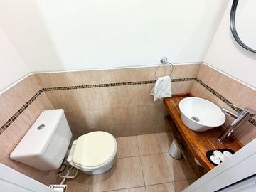 DEPTO 2 AMB EN VENTA FLORES PILETA SUM LAUNDRY