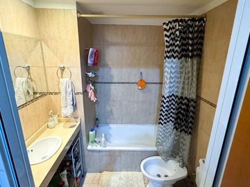 DEPTO 2 AMB EN VENTA FLORES PILETA SUM LAUNDRY