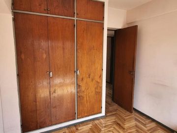 VENTA DEPARTAMENTO 4 AMBIENTES FLORES