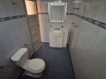 VENTA CASA 2 DORMITORIOS BARRIO GENERAL BUSTOS