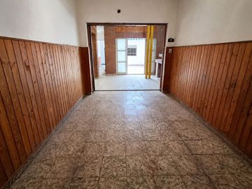 VENTA CASA 2 DORMITORIOS BARRIO GENERAL BUSTOS