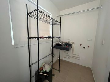 CASA EN RENTA COLINAS DEL HUAJUCO