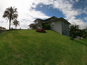 Venta Casa con Piscina Puembo