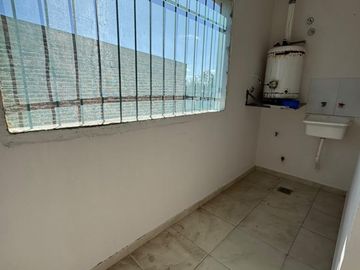 Departamento de un dormitrorio en alquiler. Barrio Villa Rosas
