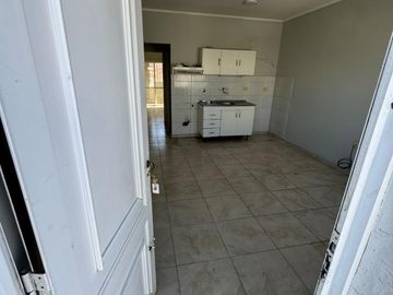 Departamento de un dormitrorio en alquiler. Barrio Villa Rosas