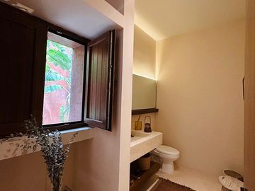 VILLA DE LUJO CENTRO DE MERIDA EN PRIVADA