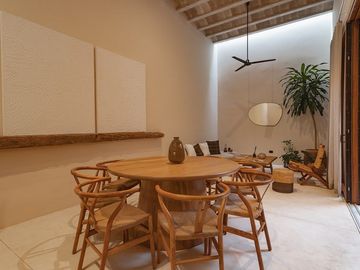 VILLA DE LUJO CENTRO DE MERIDA EN PRIVADA