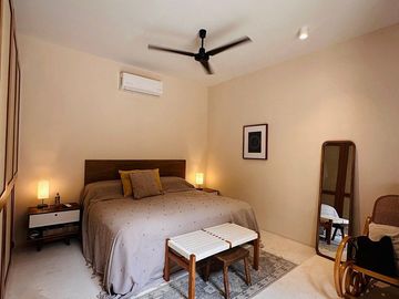 VILLA DE LUJO CENTRO DE MERIDA EN PRIVADA