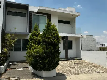 Casa en venta en Valle Imperial, Zapopan, Jalisco