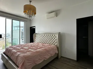 Casa en venta en Valle Imperial, Zapopan, Jalisco
