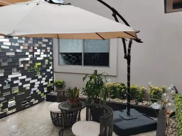 Casa en venta en Las Cumbres, Monterrey, Nuevo León