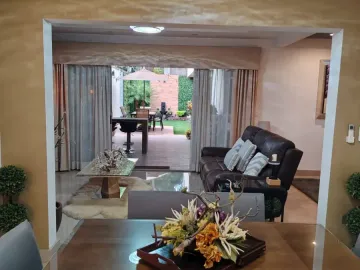 Casa en venta en Las Cumbres, Monterrey, Nuevo León