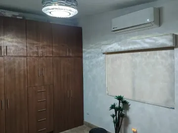 Casa en venta en Las Cumbres, Monterrey, Nuevo León