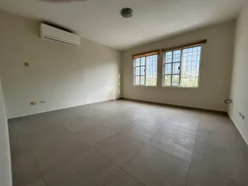 Casa en renta en Paseo de Cumbres, Monterrey, Nuevo León