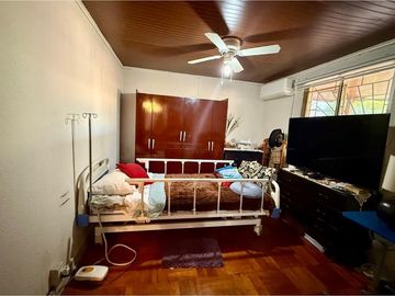 Casa a pasos de Av. Jose Miguel Carrera