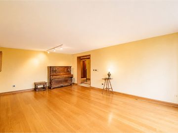 Las Condes 240 m2, Sector El Golf
