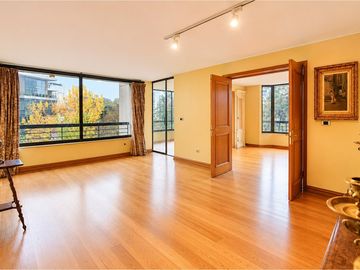 Las Condes 240 m2, Sector El Golf