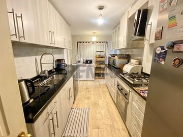 Oportunidad - Casa en Barrio Casa Grande Peñalolén