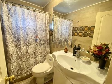 Oportunidad - Casa en Barrio Casa Grande Peñalolén