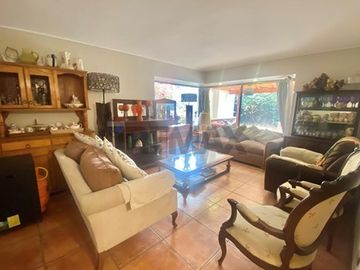 Oportunidad - Casa en Barrio Casa Grande Peñalolén