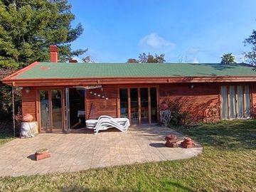 Se vende casa de Campo en Quillón: Tu Oasis Soñado