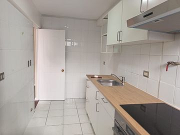Arriendo departamento en Avenida Pajaritos 3d, 2b bodega y estacionamiento, Estación Central.
