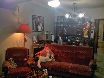 Venta de Casa 5 Amb. S/Lote 10x30M²  en San Justo - Muy  Buen Estado - Fondo  libre con Quincho