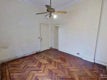 San Cristobal hermoso PH de 5 ambientes + escritorio/oficina + quincho, vivienda o uso profesional