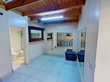 San Cristobal hermoso PH de 5 ambientes + escritorio/oficina + quincho, vivienda o uso profesional