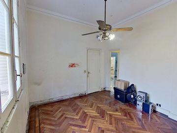 San Cristobal hermoso PH de 5 ambientes + escritorio/oficina + quincho, vivienda o uso profesional