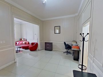 San Cristobal hermoso PH de 5 ambientes + escritorio/oficina + quincho, vivienda o uso profesional