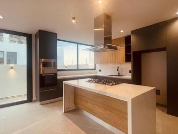 CASA NUEVA EN VENTA CON 3 RECÁMARAS + 1 ESTUDIO